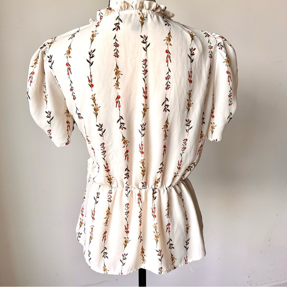 OLM Floral Ruffled Surplice Short Sleeve Peplum Blouse—SZ. Medium - Picture 8 of 16